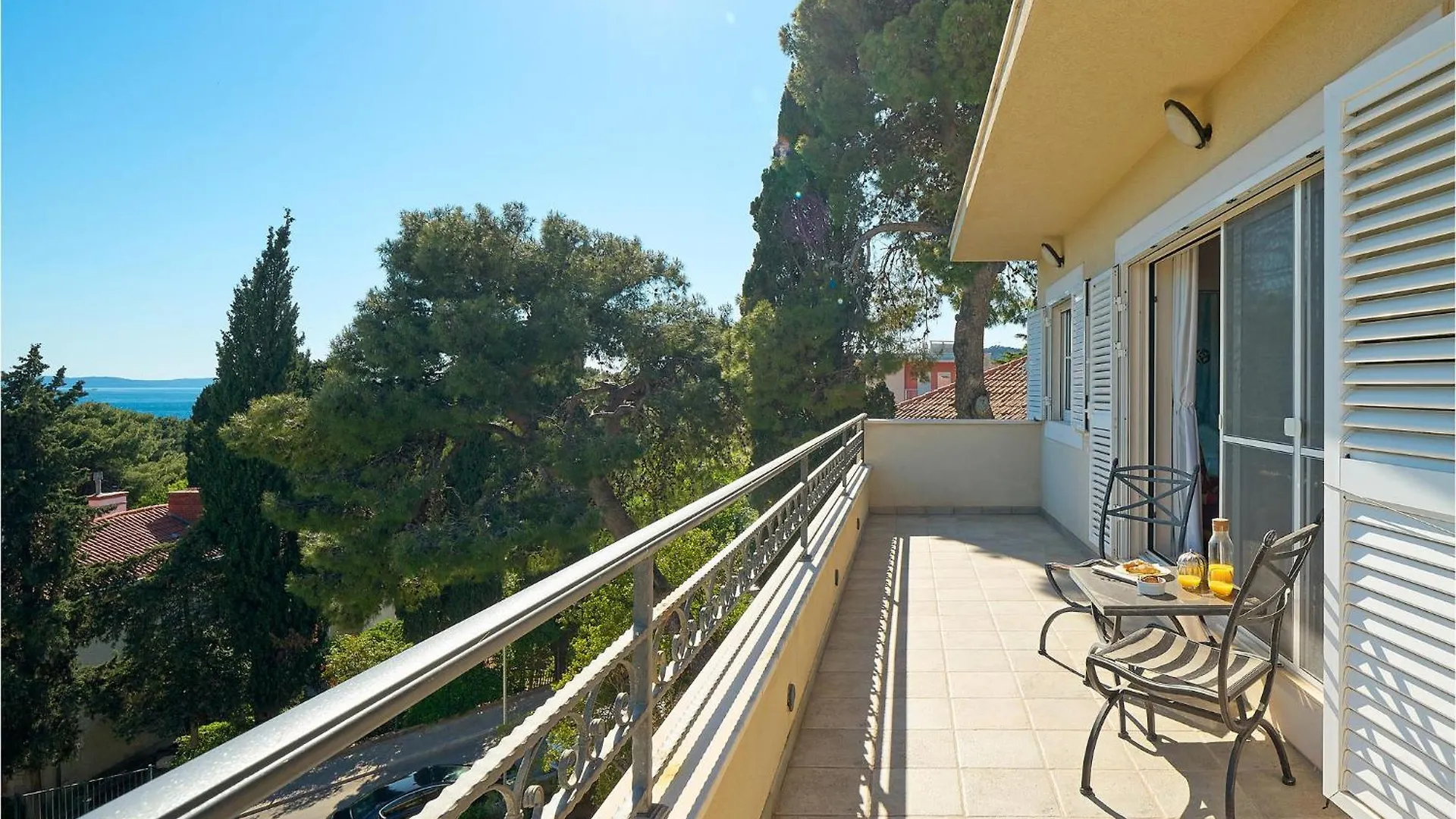 Stunning Home In Split With House Sea View Kroatien